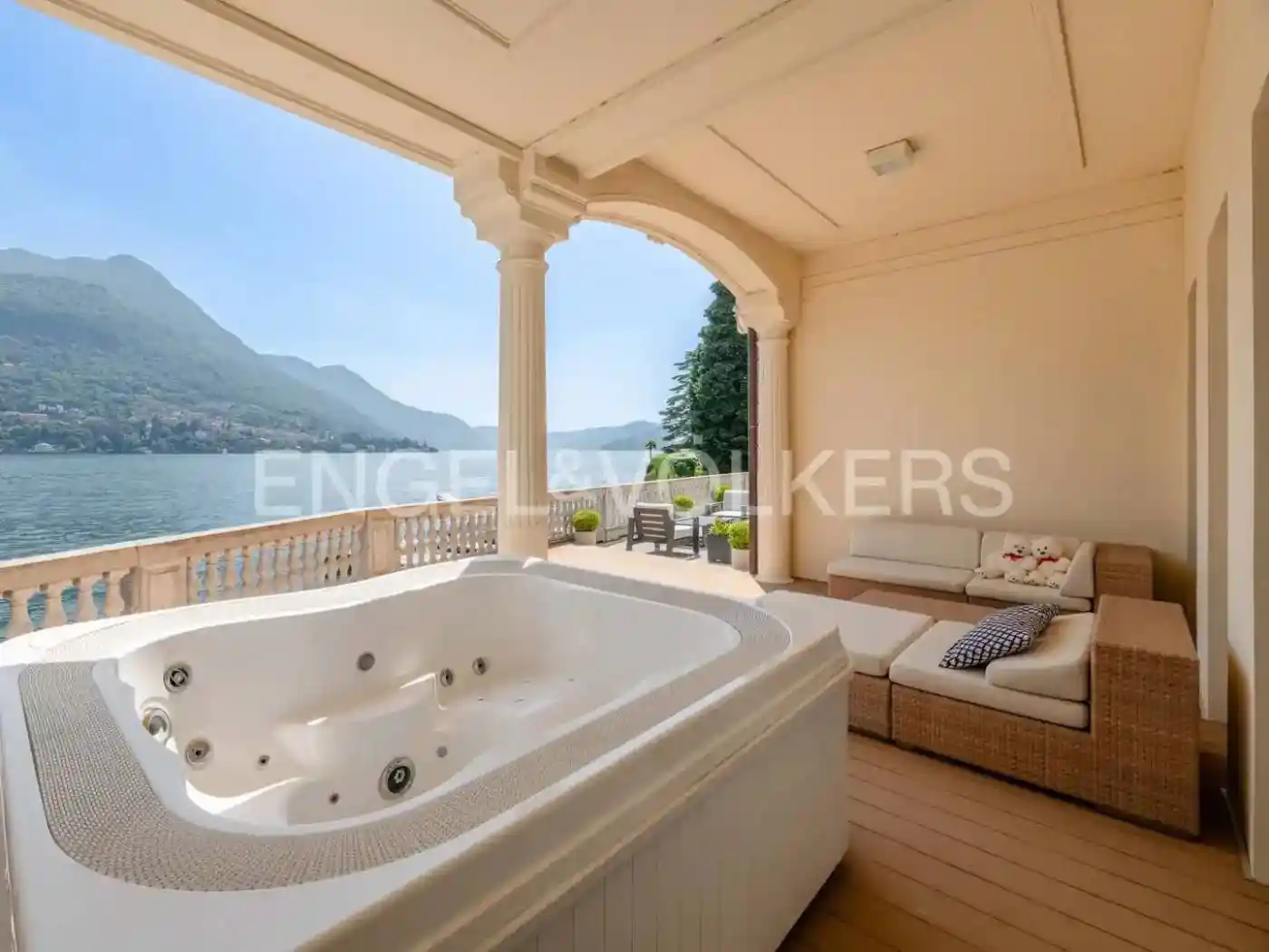 Quadrilocale via Regina 57, Centro, Carate Urio - foto 3