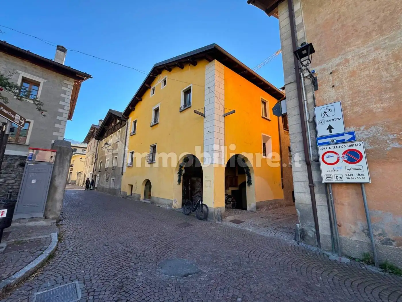 Trilocale via De Simoni 25, Centro, Bormio - foto 2