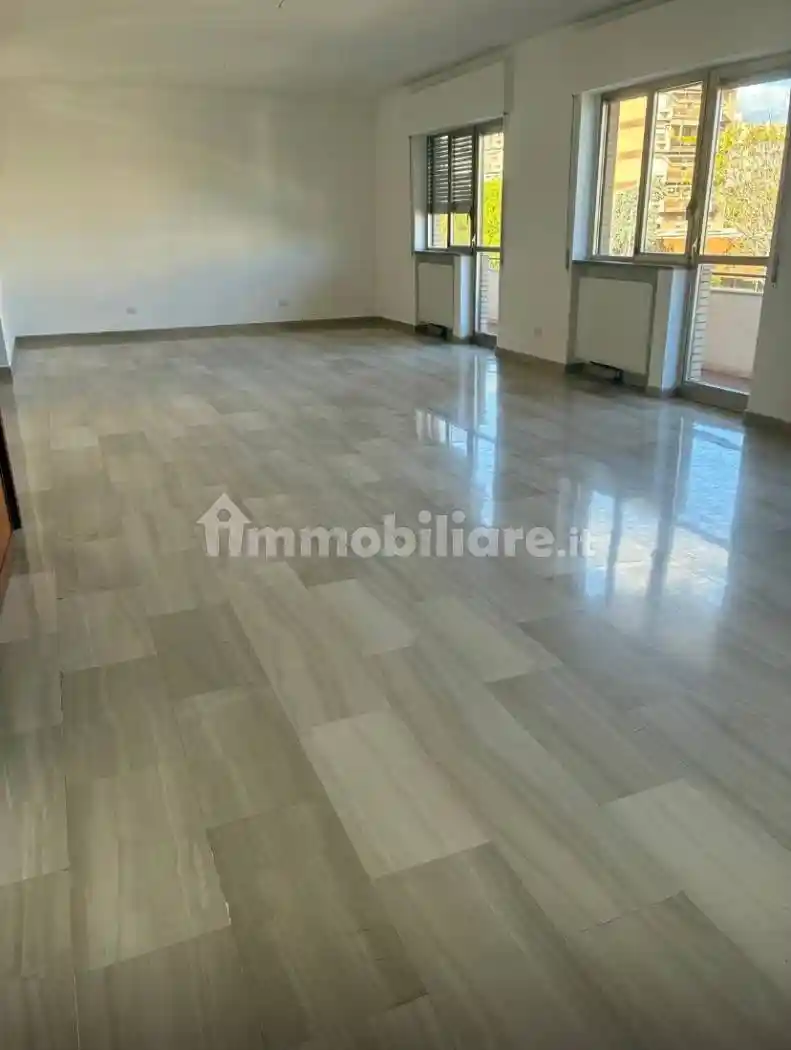 Quadrilocale viale Luigi Einaudi, San Pasquale, Bari - foto 3