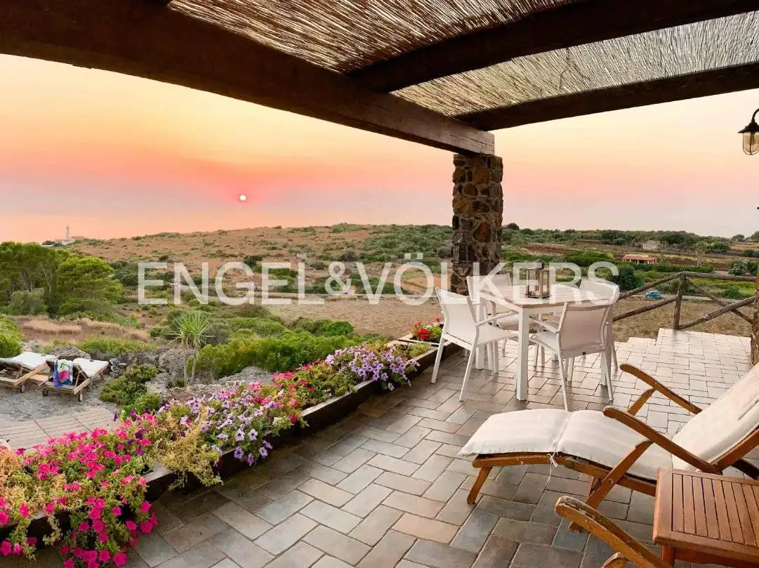 Villa in vendita a Ustica