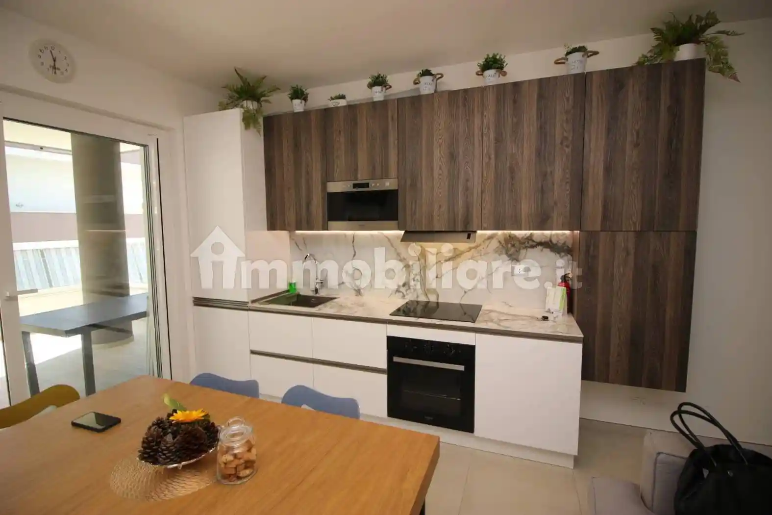 Trilocale via Etruria 10/c, Lungomare Marconi, Alba Adriatica - foto 3