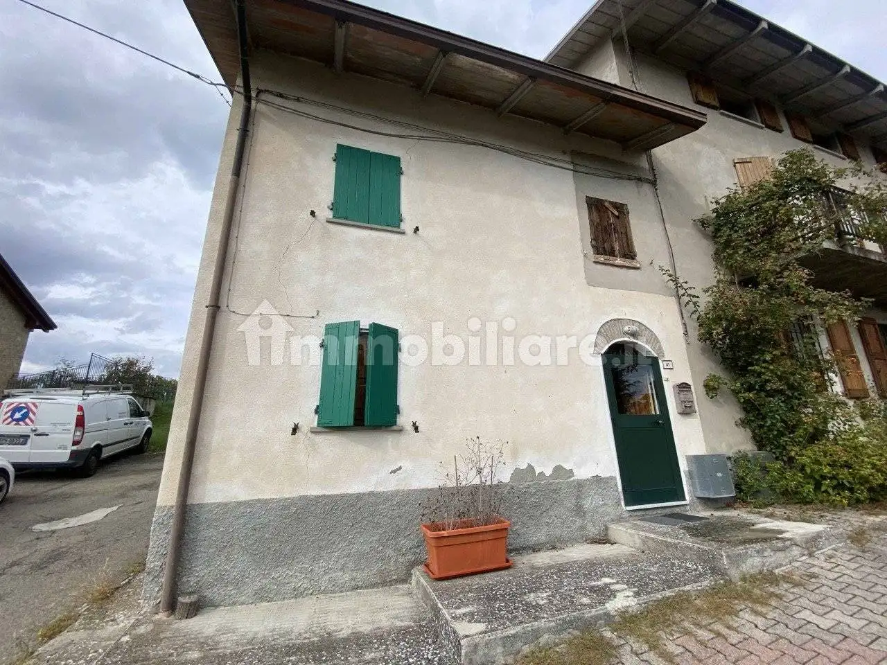 Casa indipendente in vendita a Castelnovo Ne' Monti
