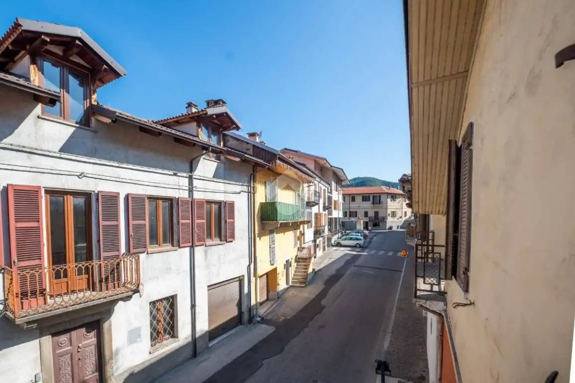 Appartamento in vendita a Piasco