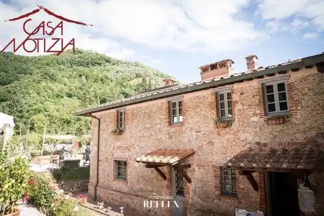 Rustico - Casale in vendita a Camaiore