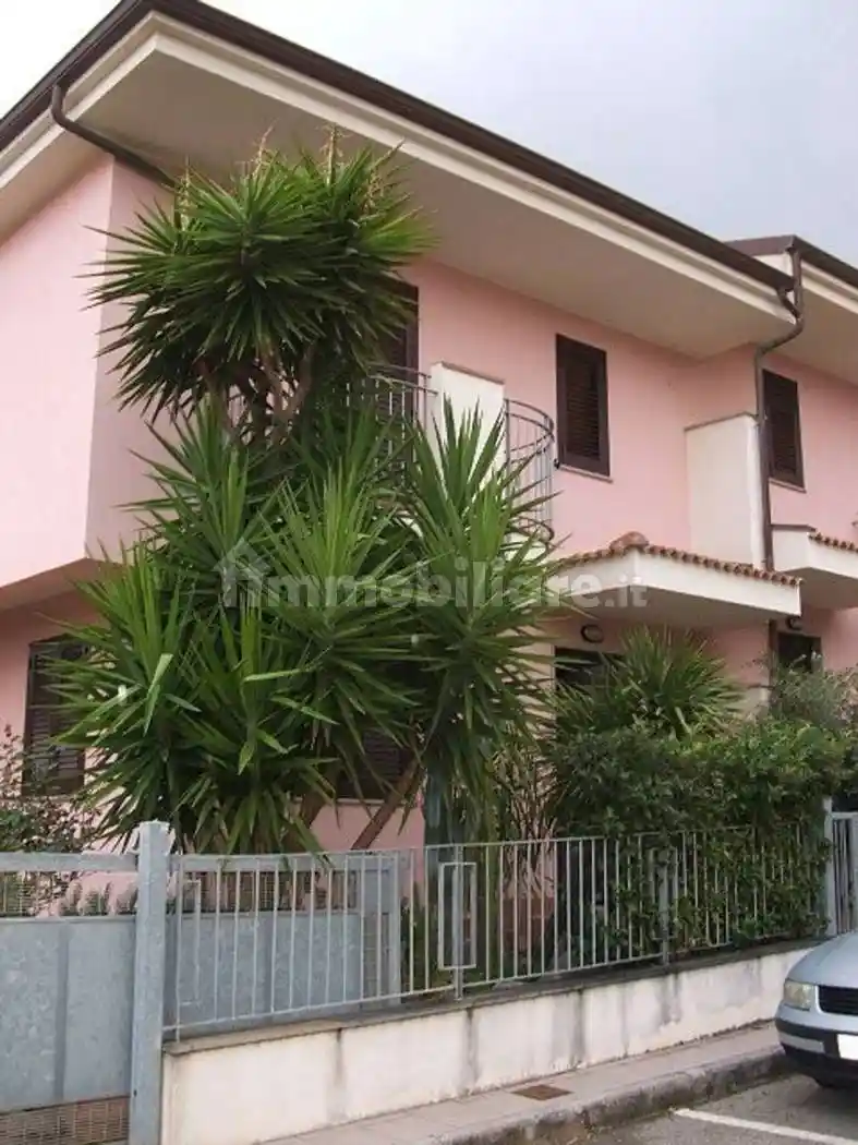 Villa in vendita a Acquedolci