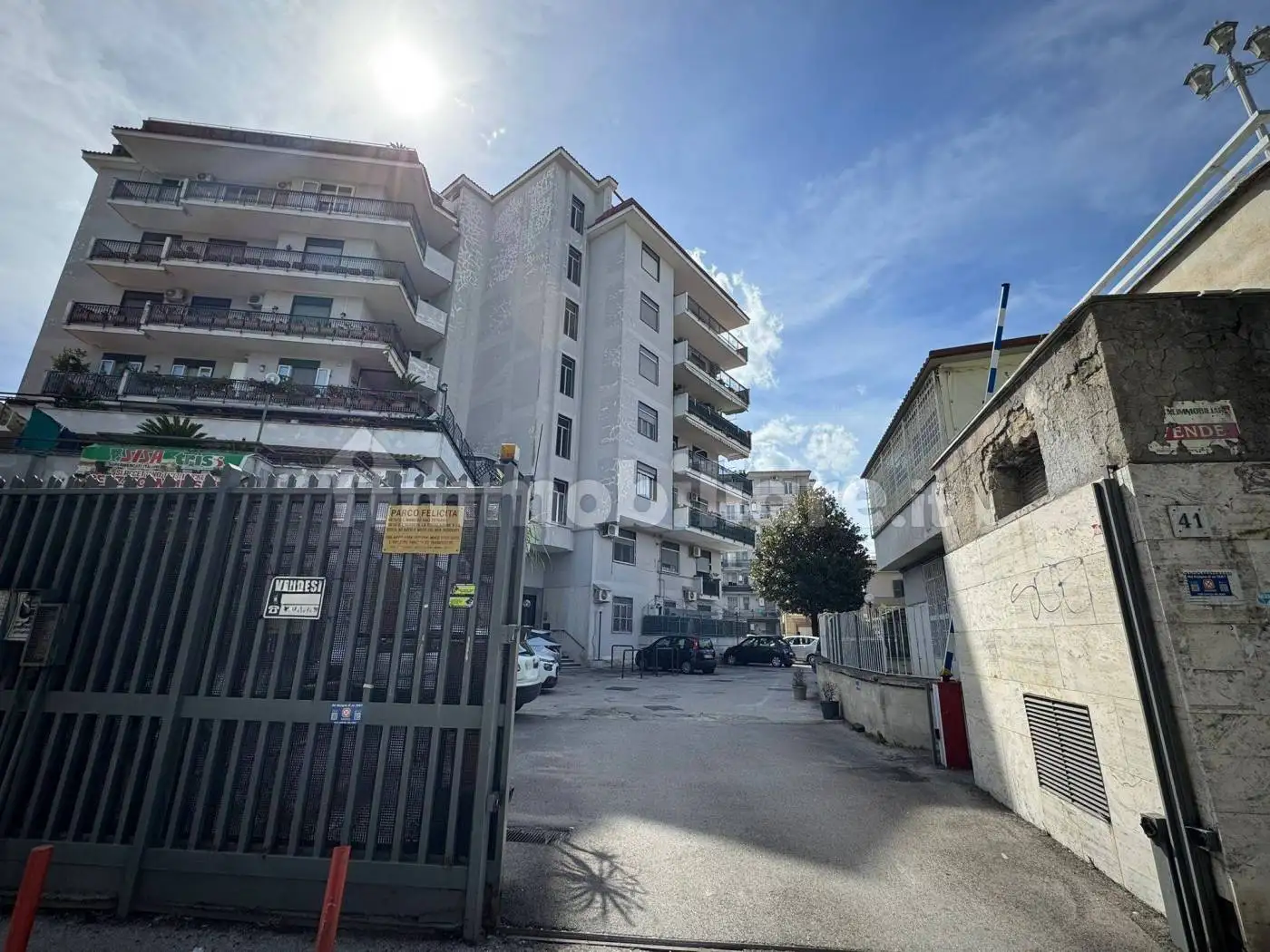 Appartamento in vendita a Napoli