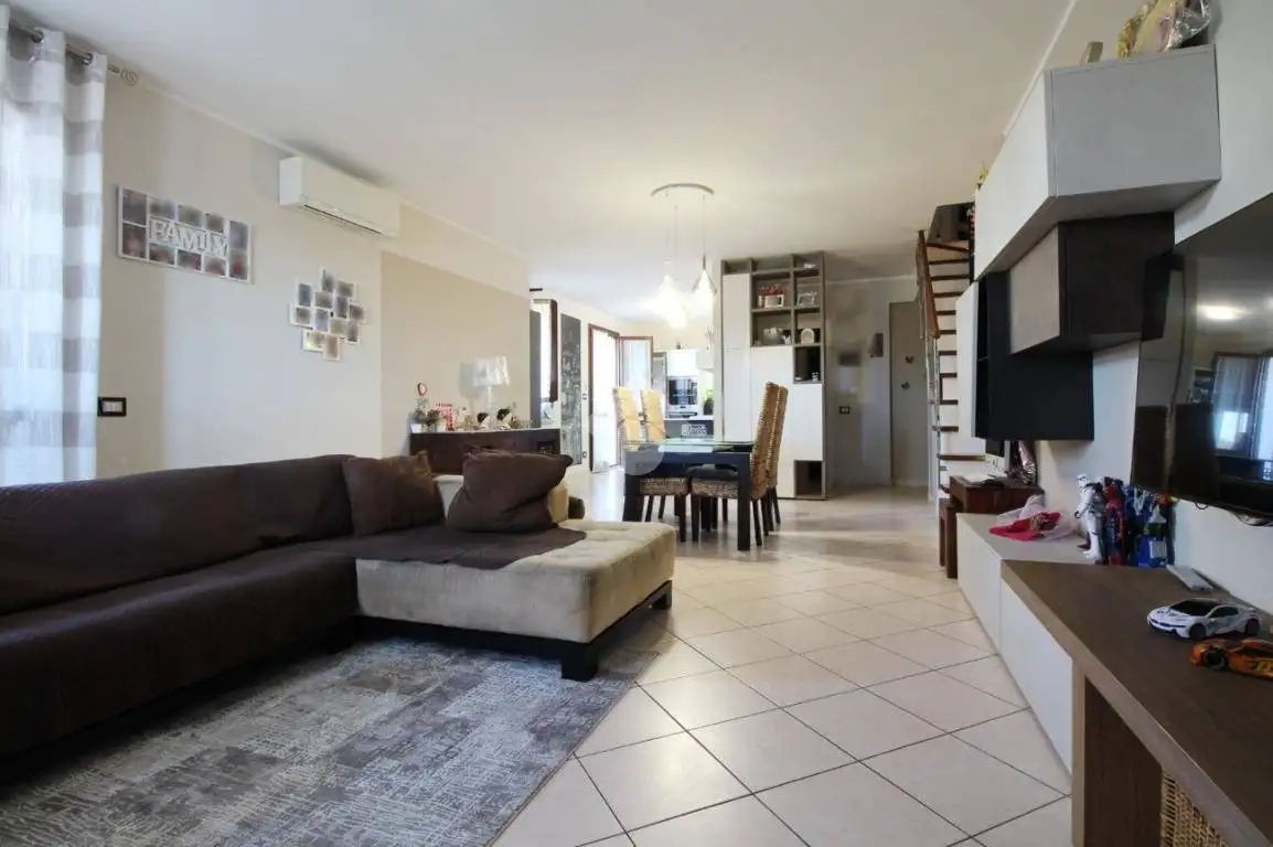 Appartamento in vendita a Prato