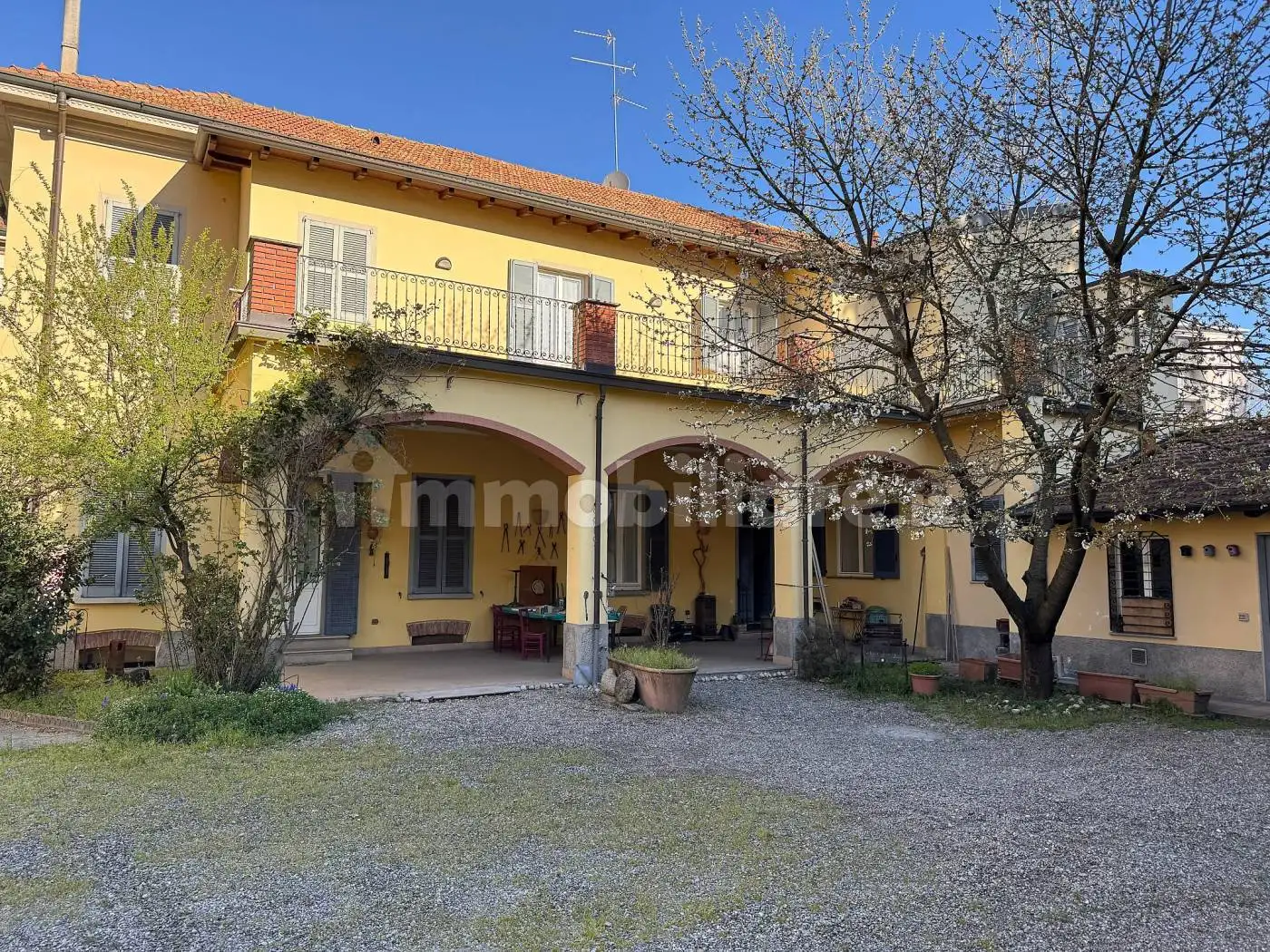 Casa indipendente in vendita a Monza