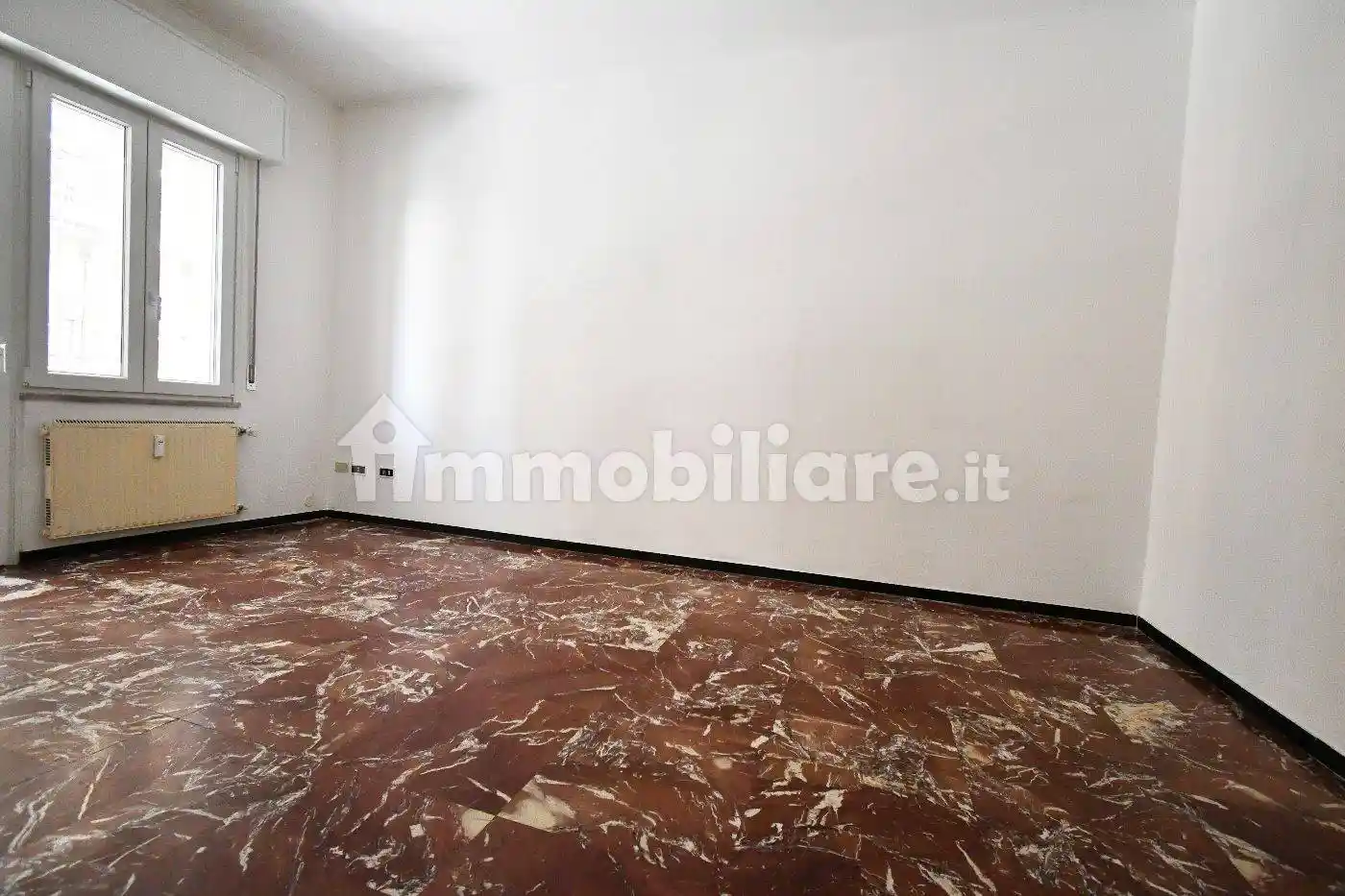 Quadrilocale piazza Generale Negri di Sanfront, Caperana, Chiavari - foto 2