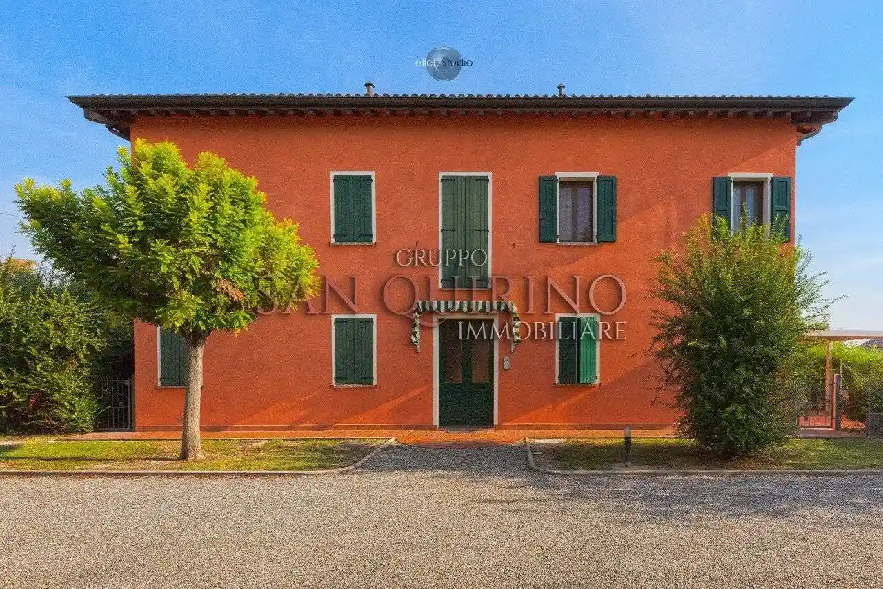 Appartamento in vendita a Correggio