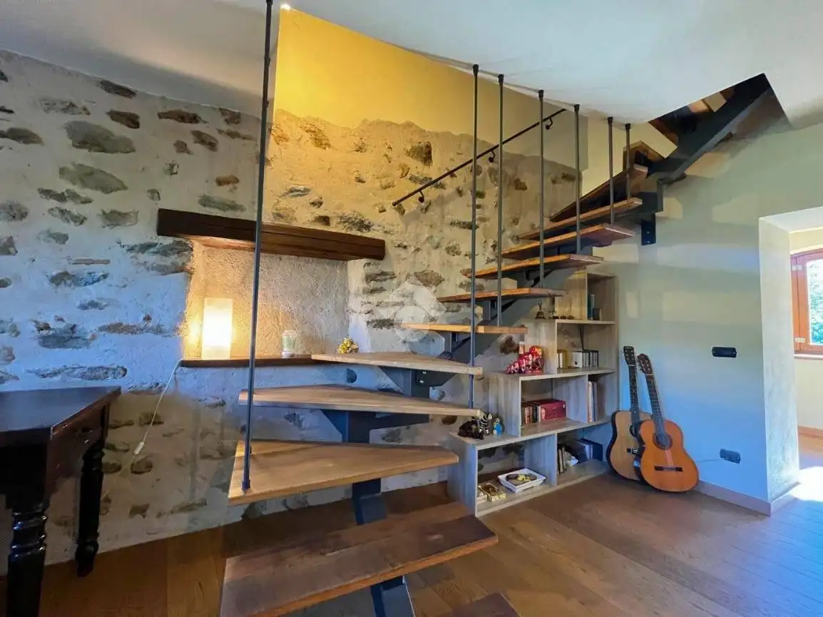 Terratetto unifamiliare via Chiartano 5, Val di Chy - foto 3