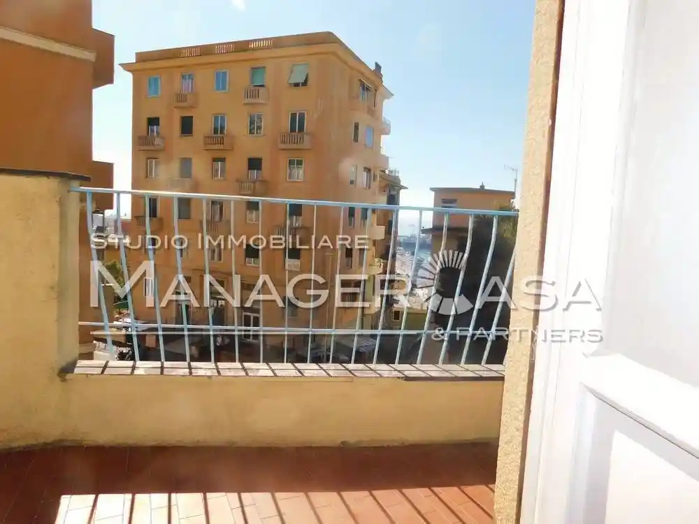 Appartamento in vendita a Genova