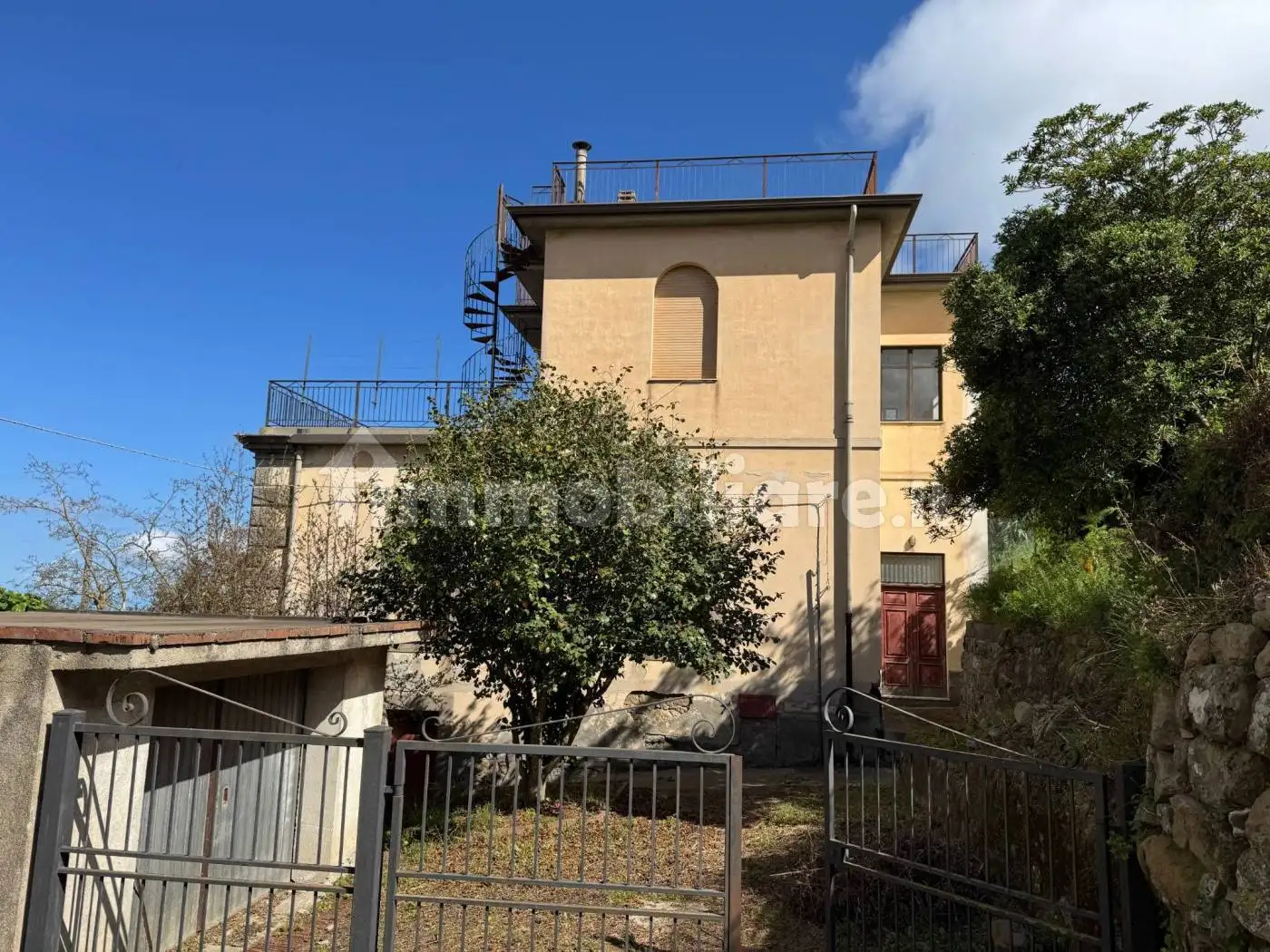 Villa in vendita a Castell'Umberto