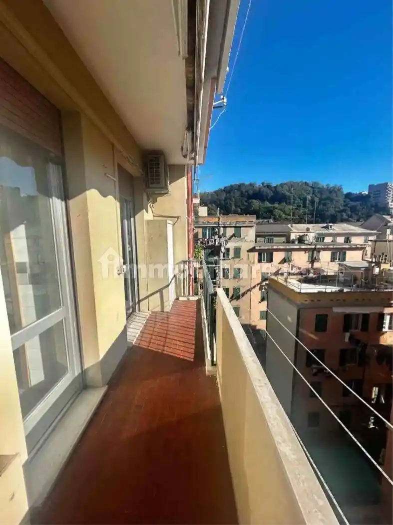 Appartamento in vendita a Genova