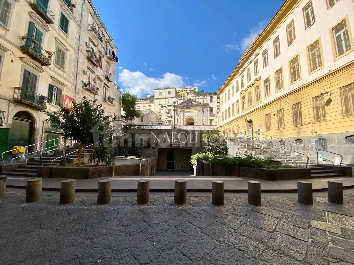 Appartamento in vendita a Napoli