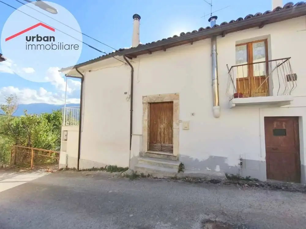 Casa indipendente in vendita a L'Aquila