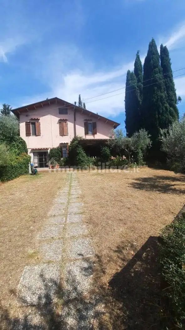 Villa in vendita a Capolona