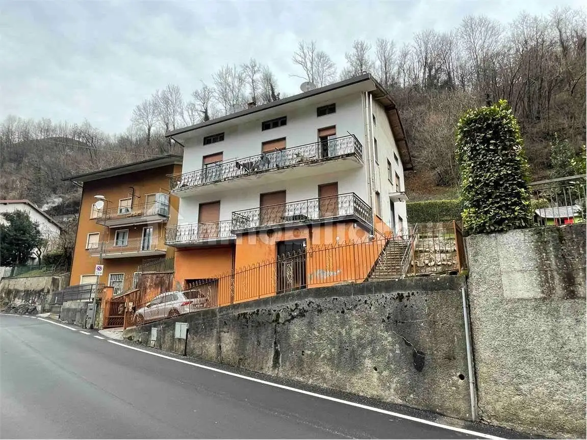 Appartamento in asta a Vertova