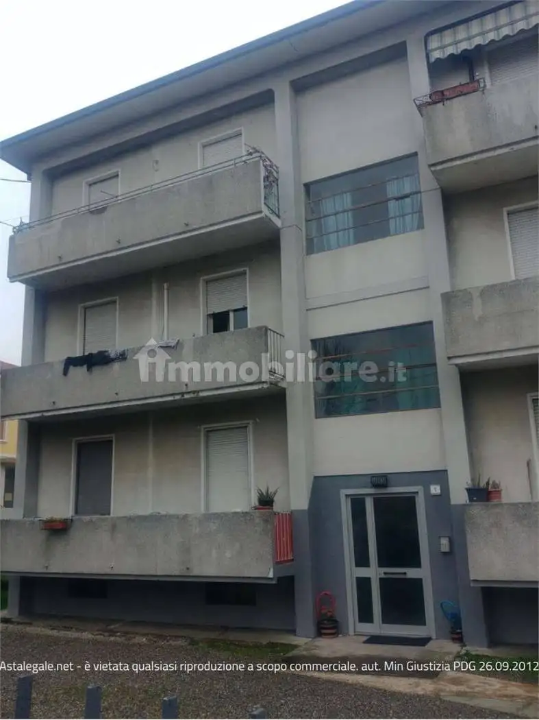 Appartamento in asta a Vailate