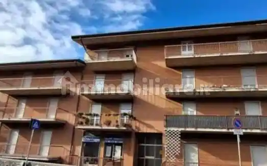 Appartamento in vendita a Leffe