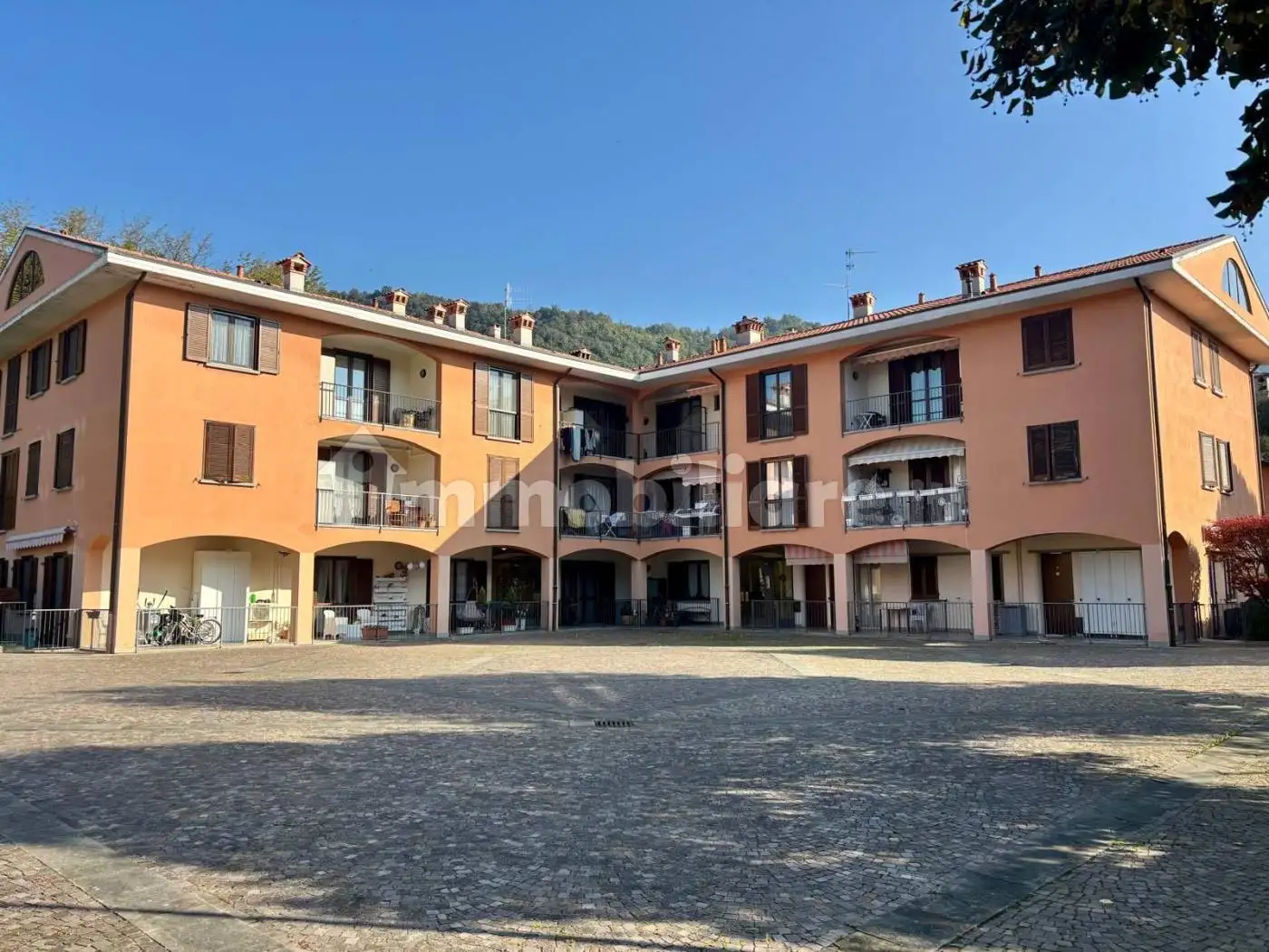 Bilocale via G. Bertuletti 1, Centro, Villa d'Almè - foto 2