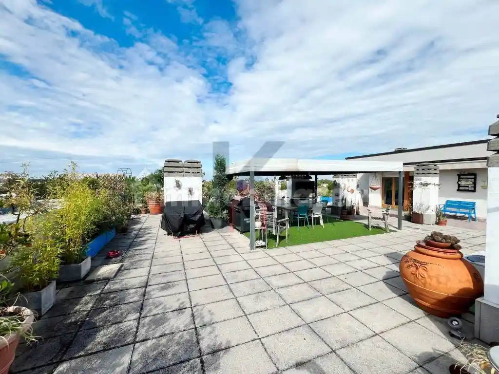 Attico buono stato, 232 m², Romiti, Forlì - foto 2