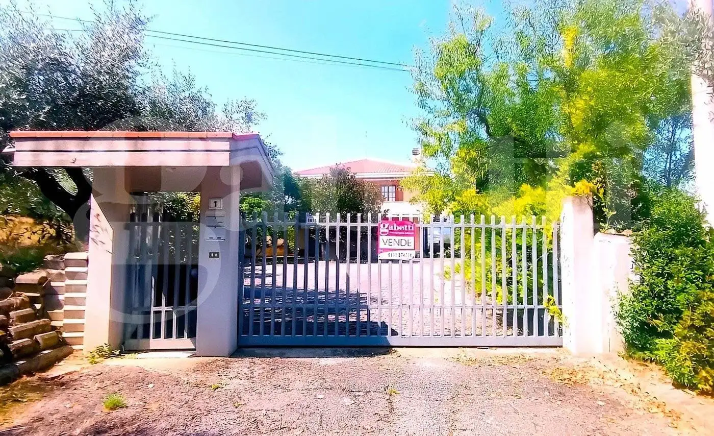 Casa indipendente in vendita a Pianella