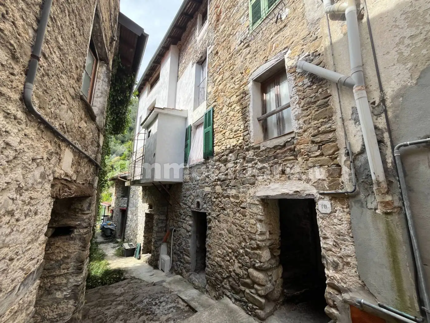 Casa indipendente in vendita a Pigna