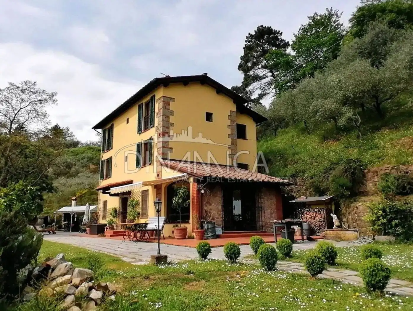 Rustico - Casale in vendita a Pescia