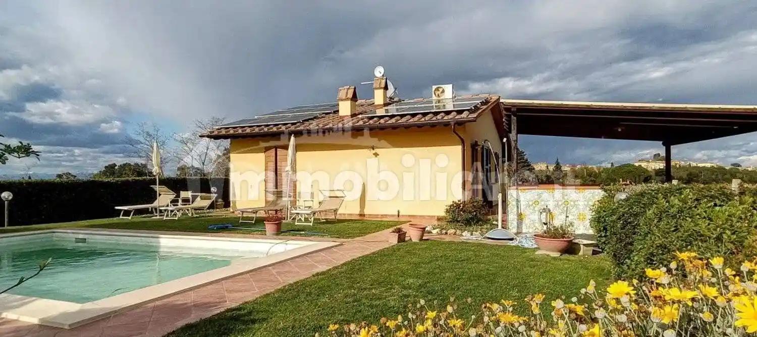 Rustico - Casale in vendita a Palaia