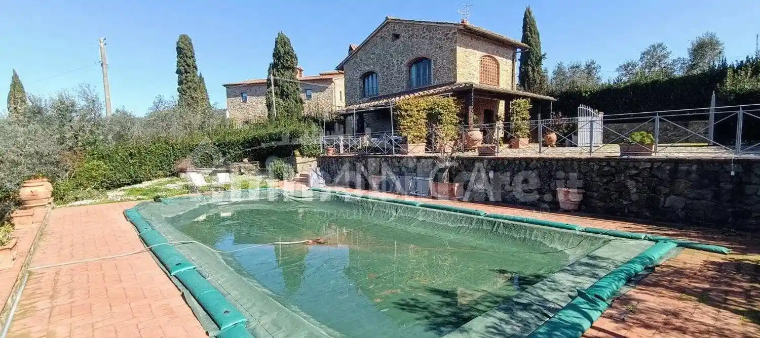 Rustico - Casale in vendita a Vinci