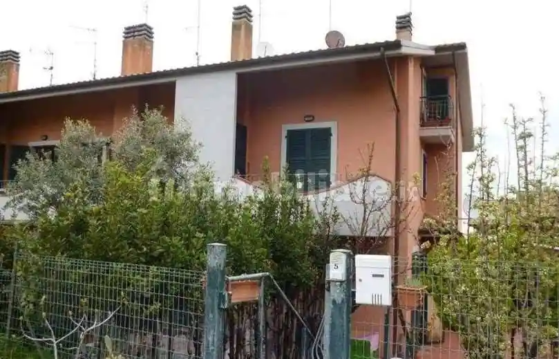 Appartamento in vendita a San Costanzo