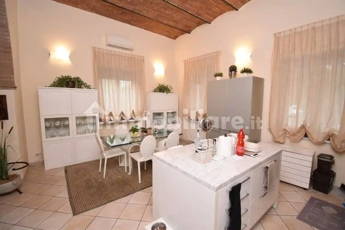 Appartamento in vendita a Seravezza