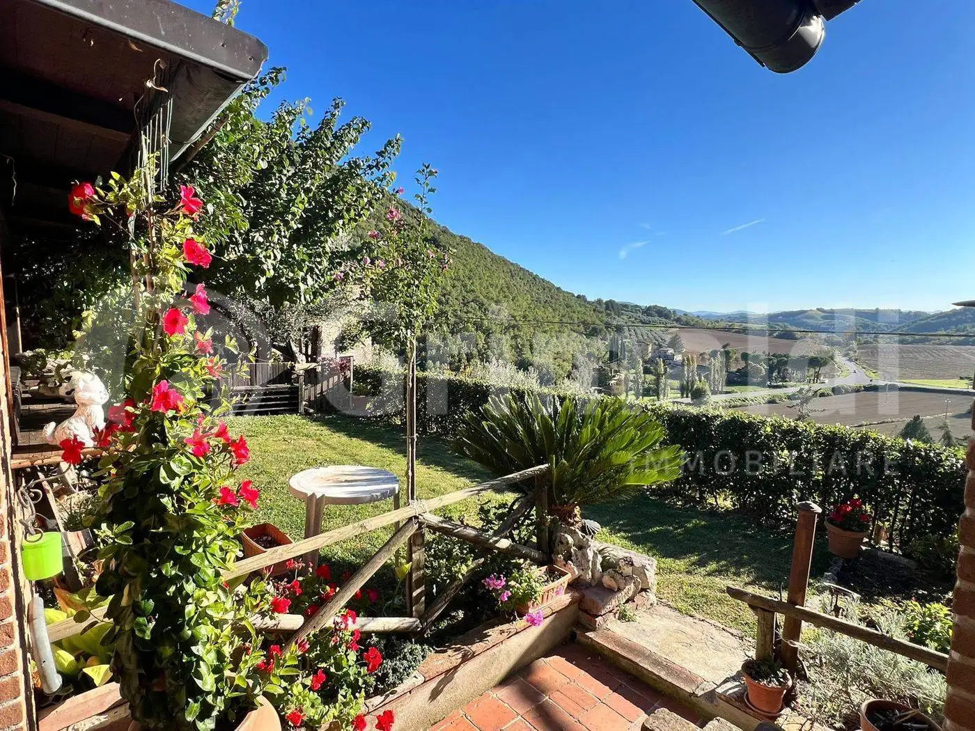 Casa indipendente in vendita a Perugia