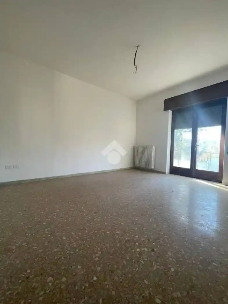 Trilocale buono stato, primo piano, Centro, Bassano del Grappa - foto 5