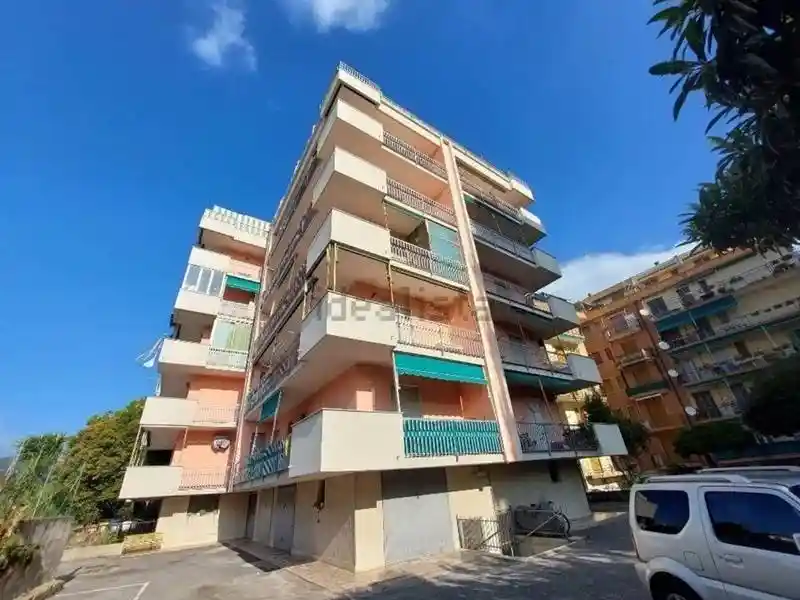 Appartamento in vendita a Borghetto Santo Spirito