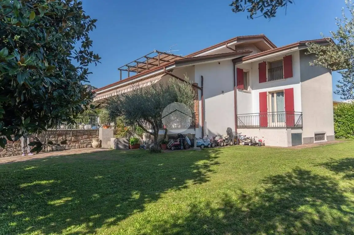 Villa unifamiliare via XXV Aprile 25, Centro, Affi - foto 4