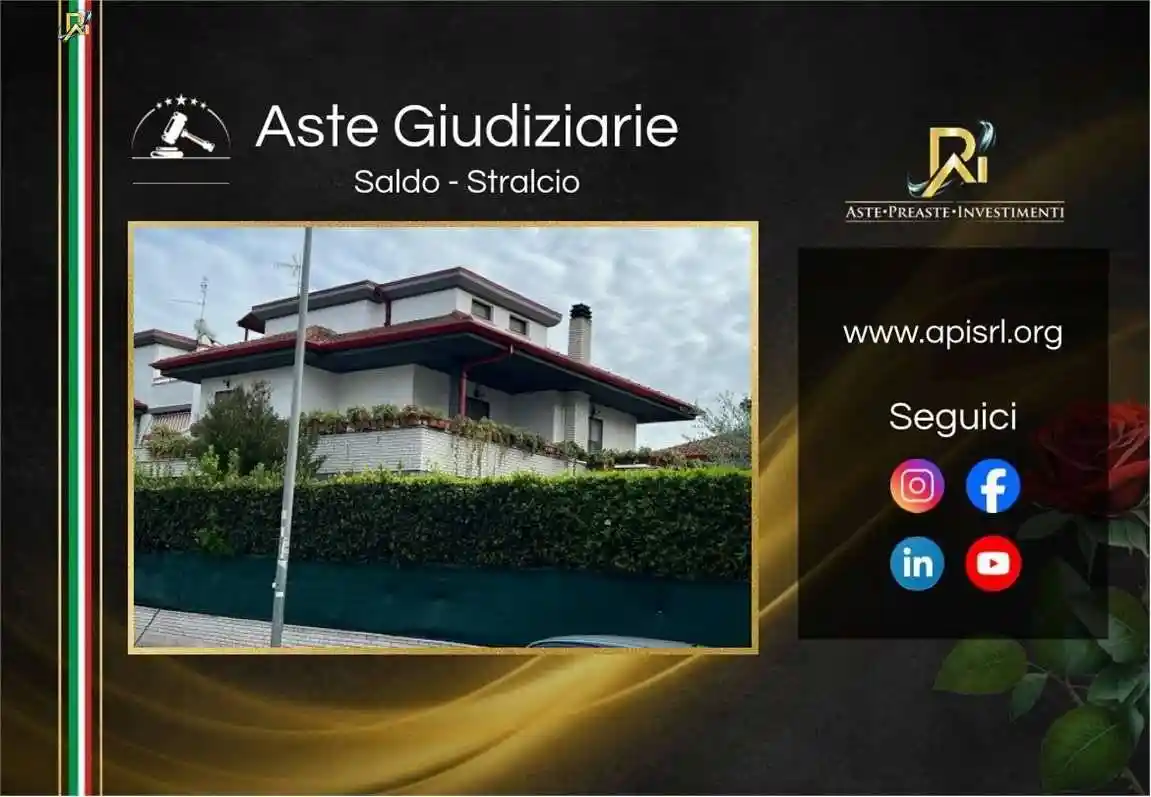 Villa in vendita a Latina