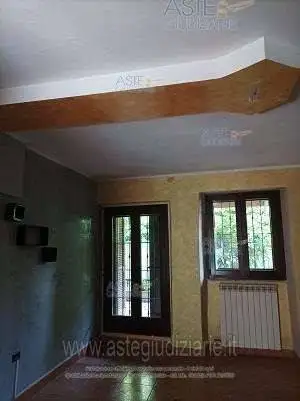 Appartamento in asta a Arcene