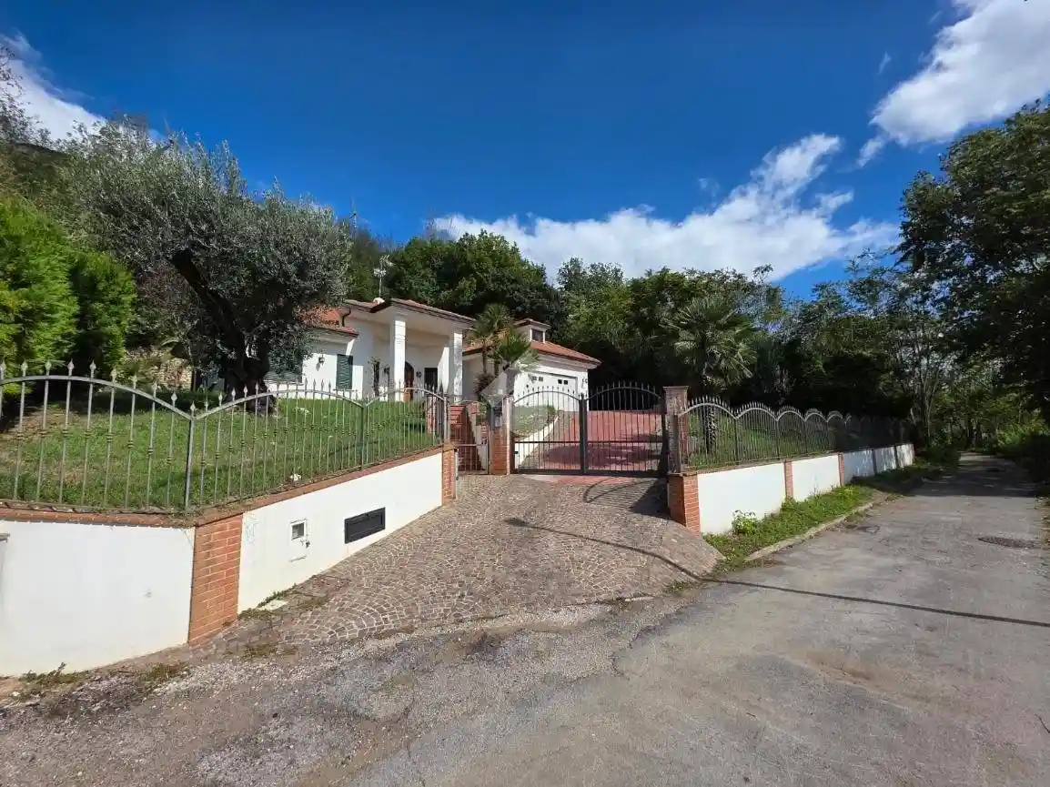 Villa unifamiliare C/da Forma, Durazzano - foto 2