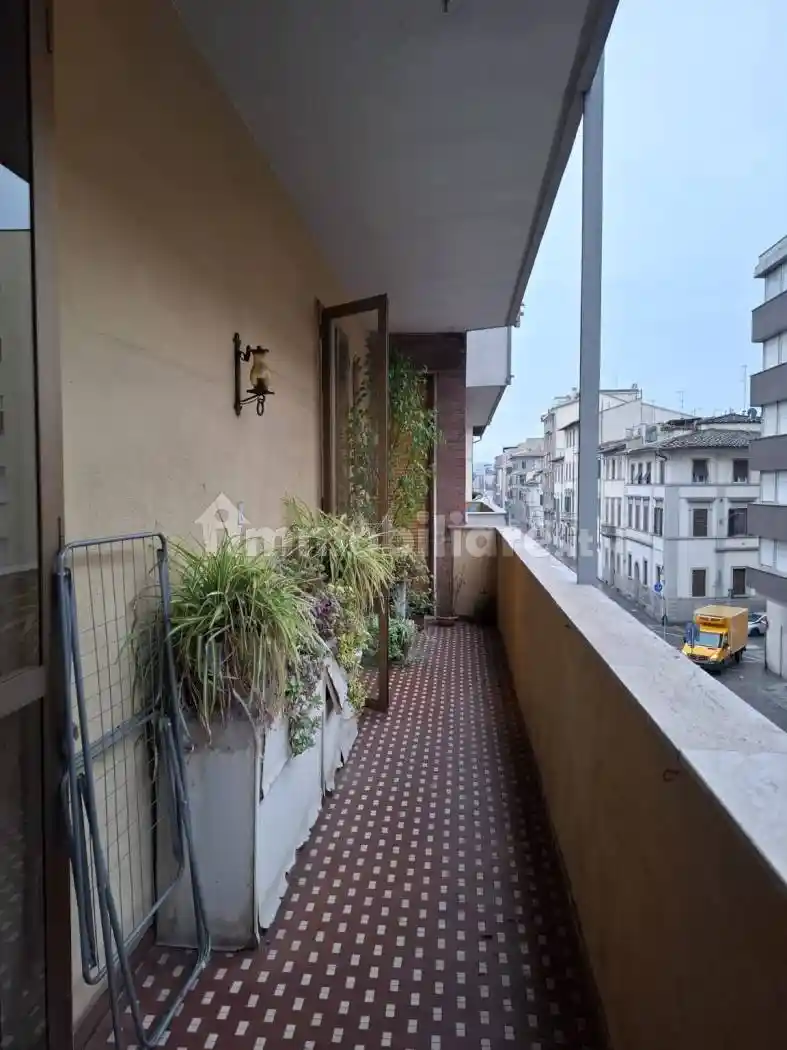 Appartamento in vendita a Firenze