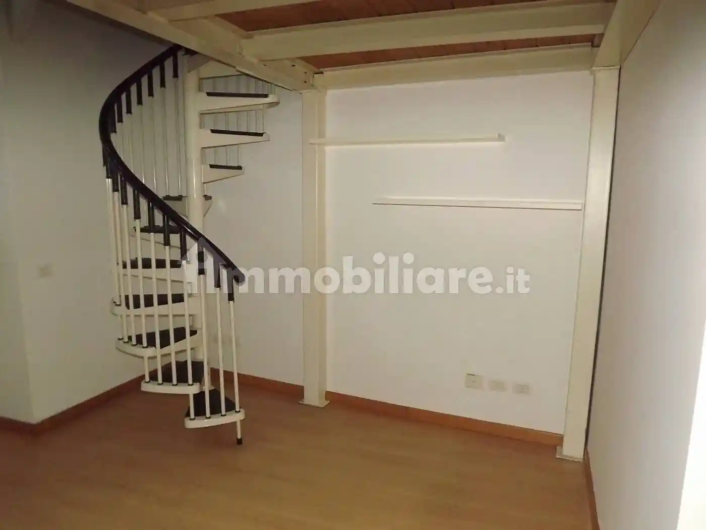 Bilocale via Marco Aurelio 64, Rovereto, Milano - foto 4