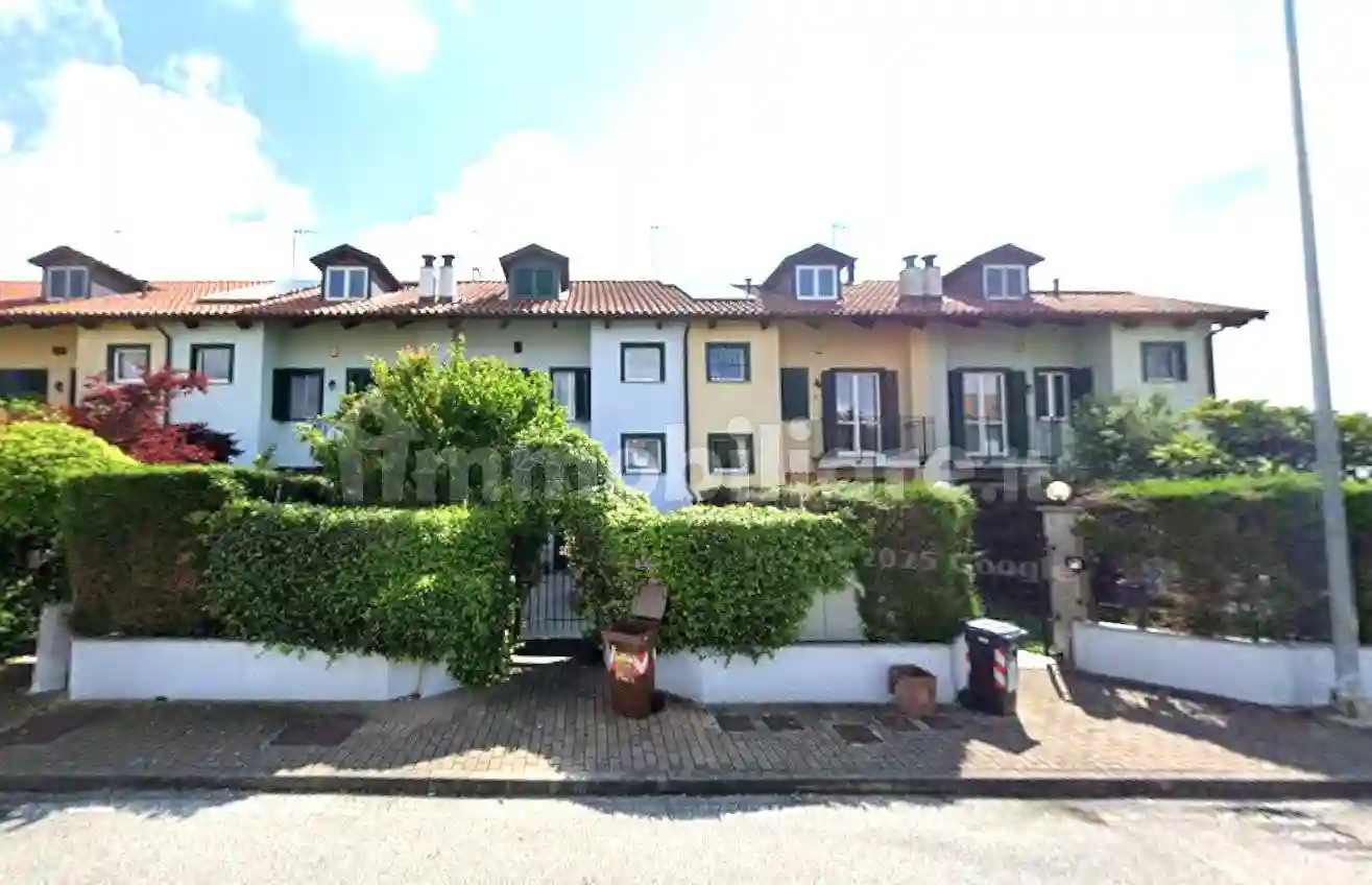 Villetta a schiera - foto 2