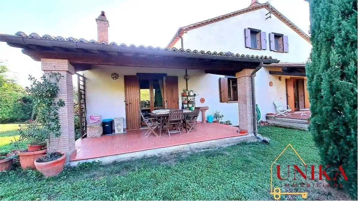 Villa in vendita a Avigliano Umbro