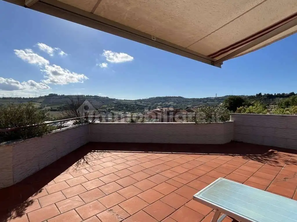 Appartamento in vendita a Ancona