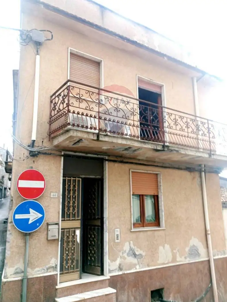 Casa indipendente in vendita a Maletto