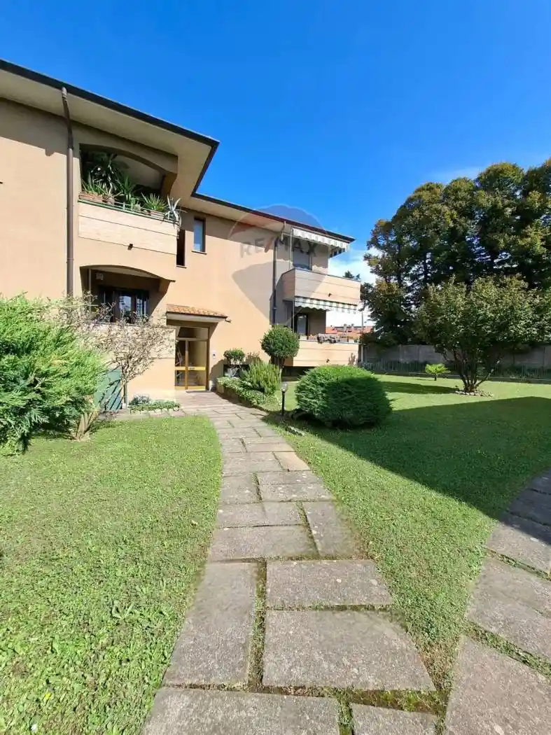 Appartamento in vendita a Cornate d'Adda