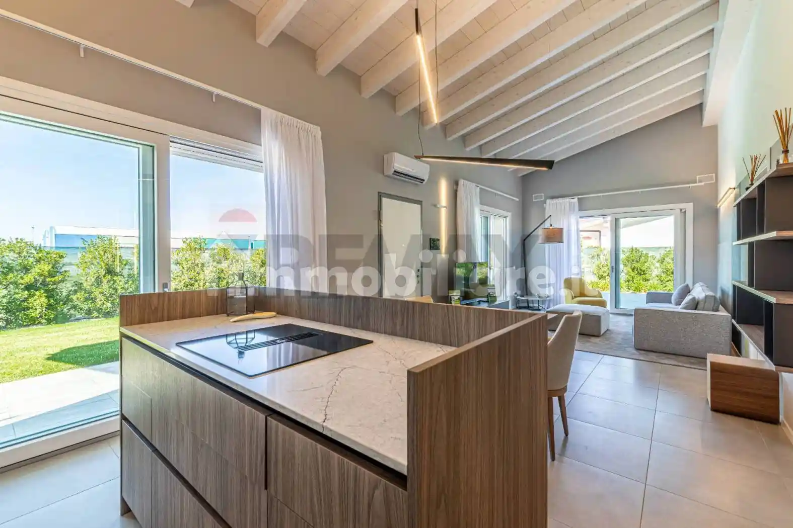 Villa in vendita a Lonato del Garda