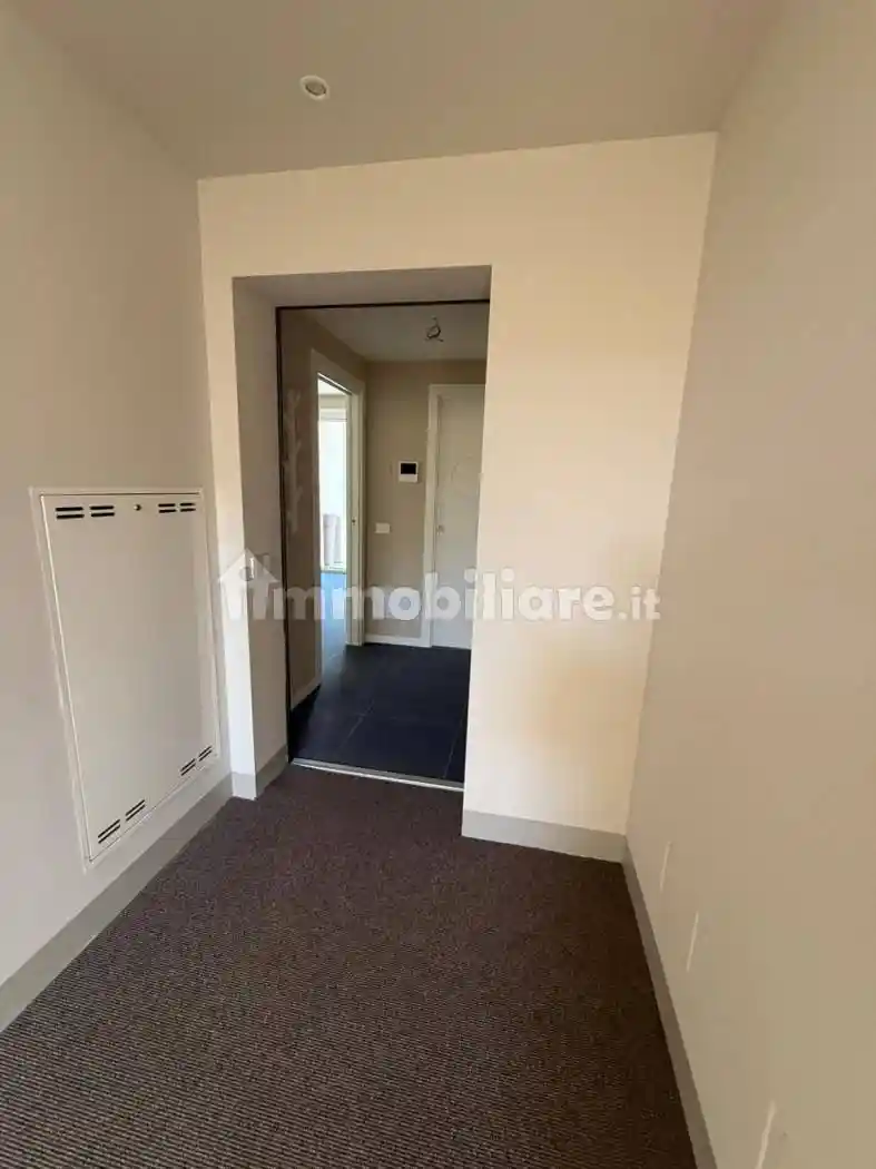 Appartamento in vendita a Laveno-Mombello