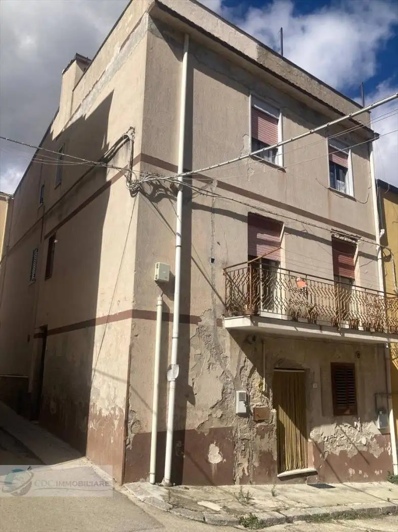 Casa indipendente in vendita a Alia